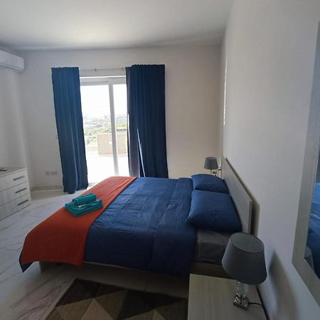 Blu-M Central Qormi Exterior foto