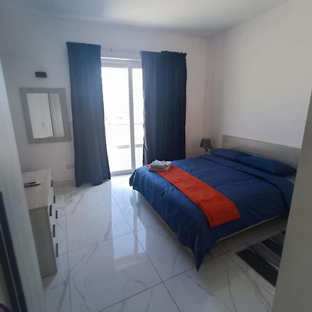 Blu-M Central Qormi Exterior foto