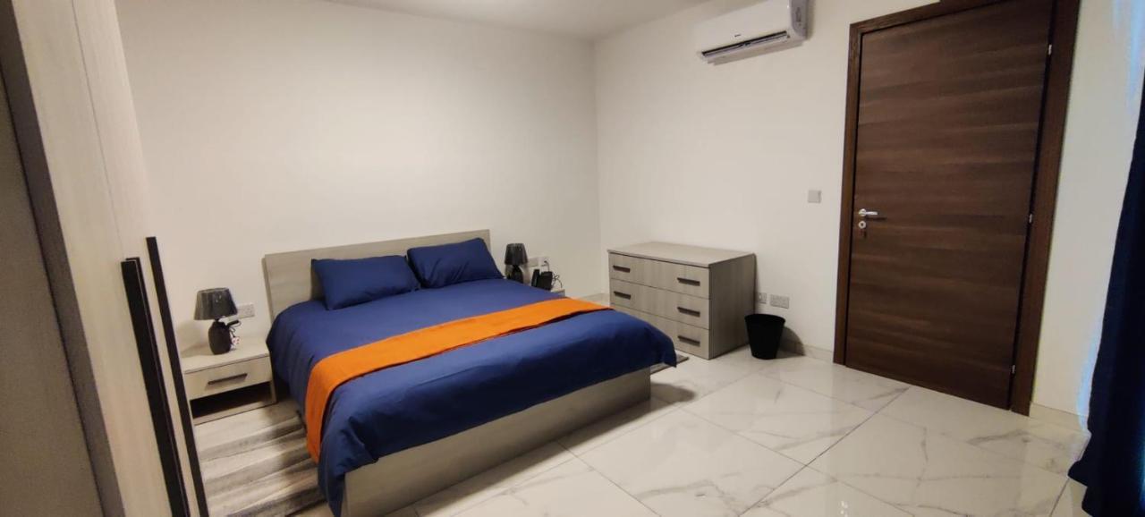 Blu-M Central Qormi Exterior foto