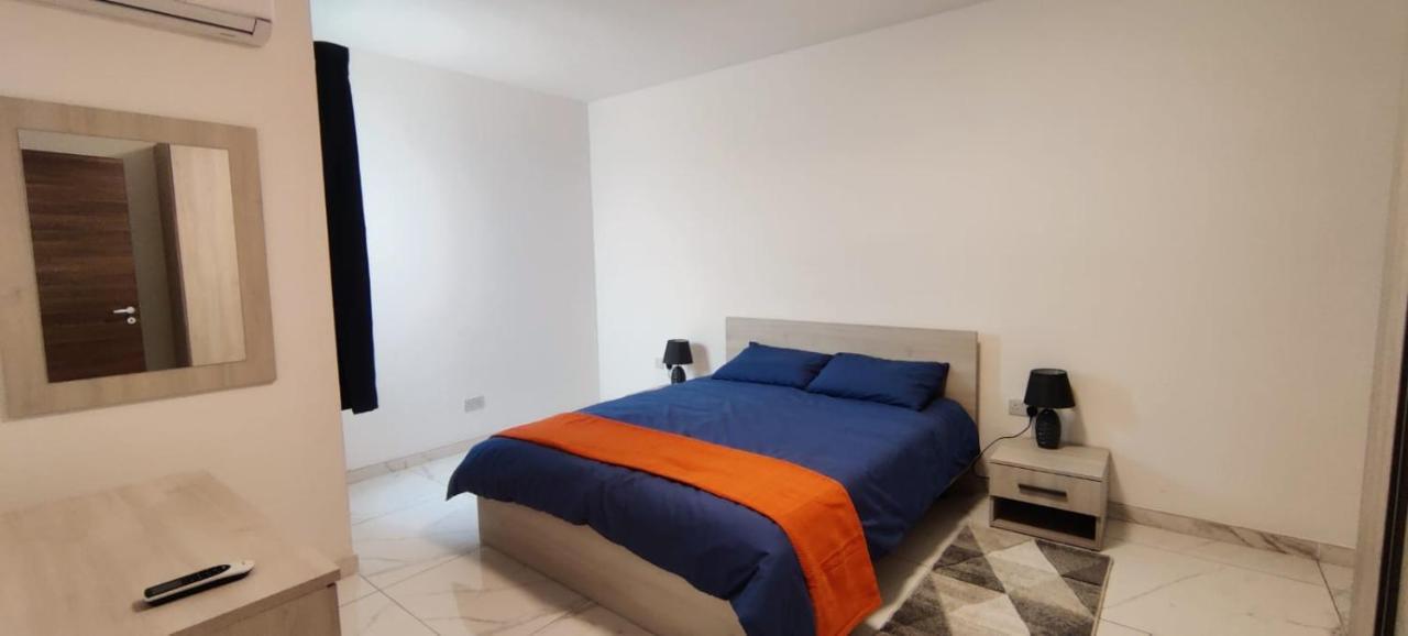 Blu-M Central Qormi Exterior foto