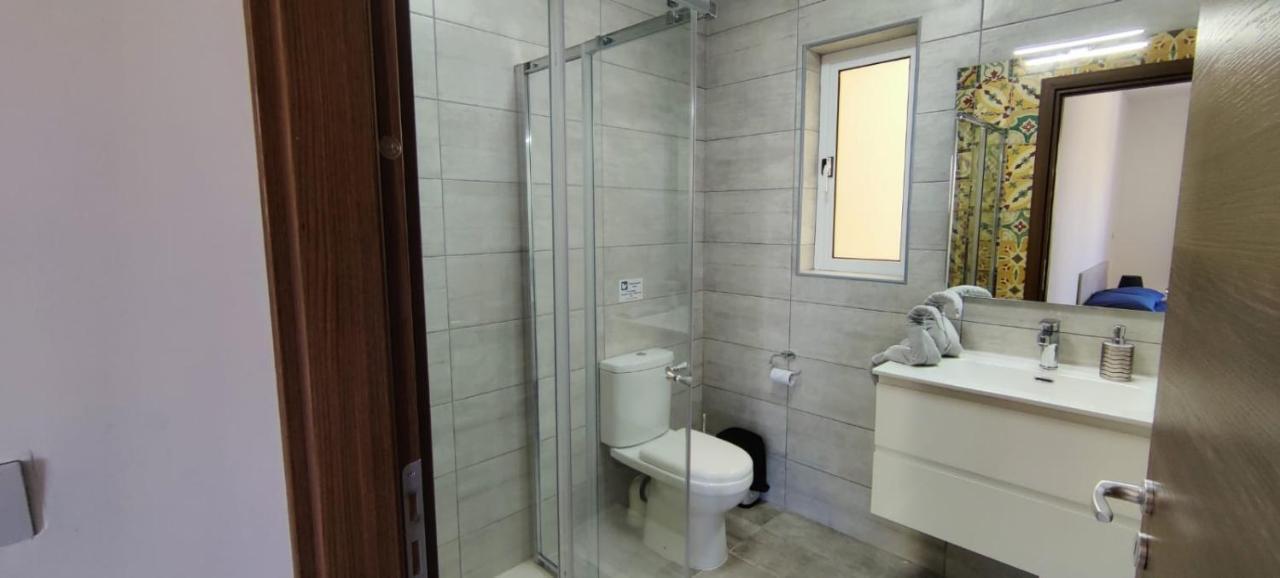Blu-M Central Qormi Exterior foto