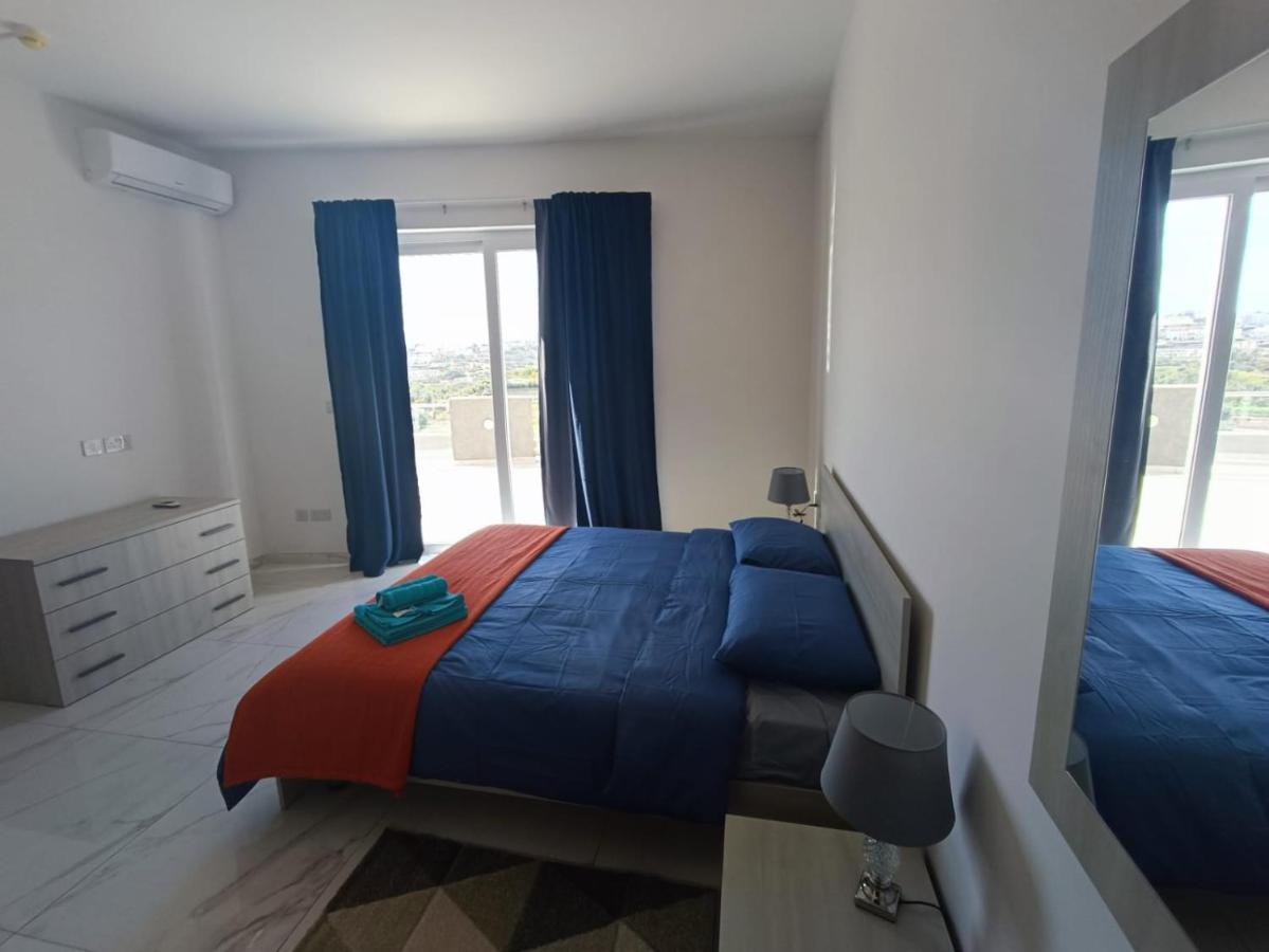 Blu-M Central Qormi Exterior foto